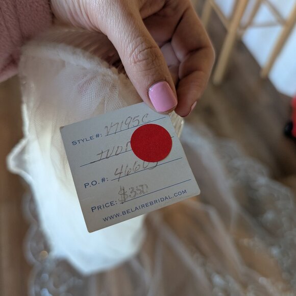 NWT! Bel Aire Bridal - Cathedral Veil - Style #V7195C - Never Used! - Picture 3 of 7